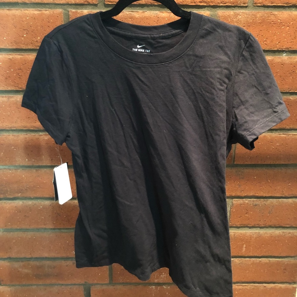 NWT Nike Black Core Crew Neck Classic Cotton Tee Short Sleeve Shirt Womens M